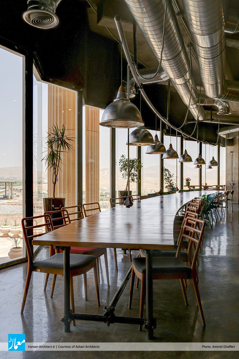 کافه داربست / دفتر معماری اشعری و همکاران
