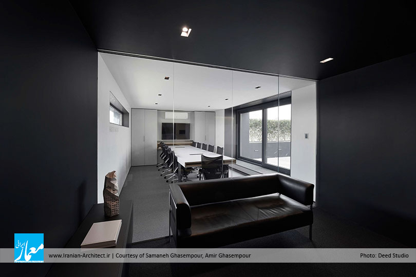 دفتر مرکزی فانتونی / سمانه قاسمپور، امیر قاسمپور