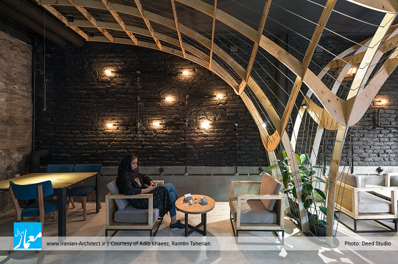 کافه‌رستوران بوبو / ادیب خائیز، رامتین طاهریان