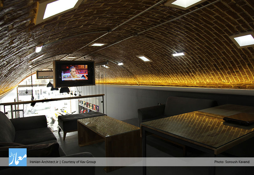 فروشگاه موتورسیکلت درسرا / گروه معماران کاو